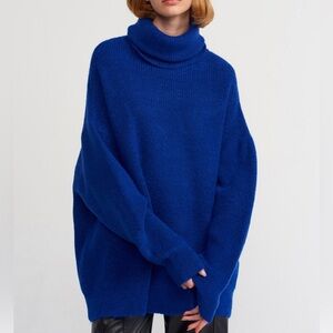 CROFT & BORROW SWEATER